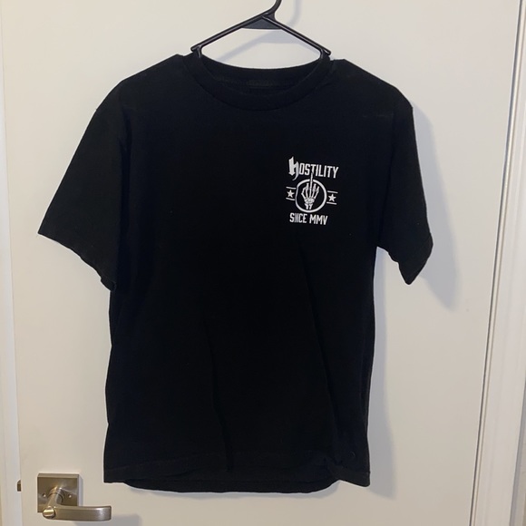 Black and white hostility trust no one T-shirt - Picture 3 of 5